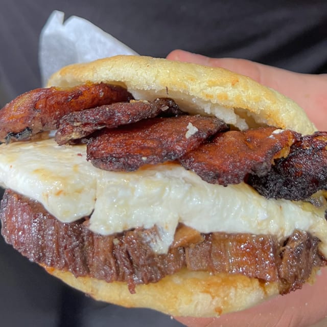 Arepa Asado.